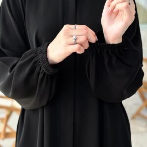 SAUDI عباية عملية بسحاب وجيوب مخفية