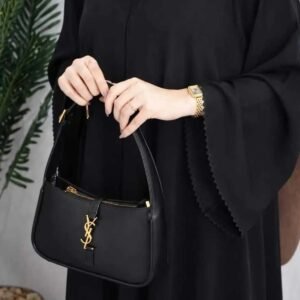 Shadan Art عبايه لين قماش كريب فيراري دبل كلوش كم عريض مع كلفه متعرجه